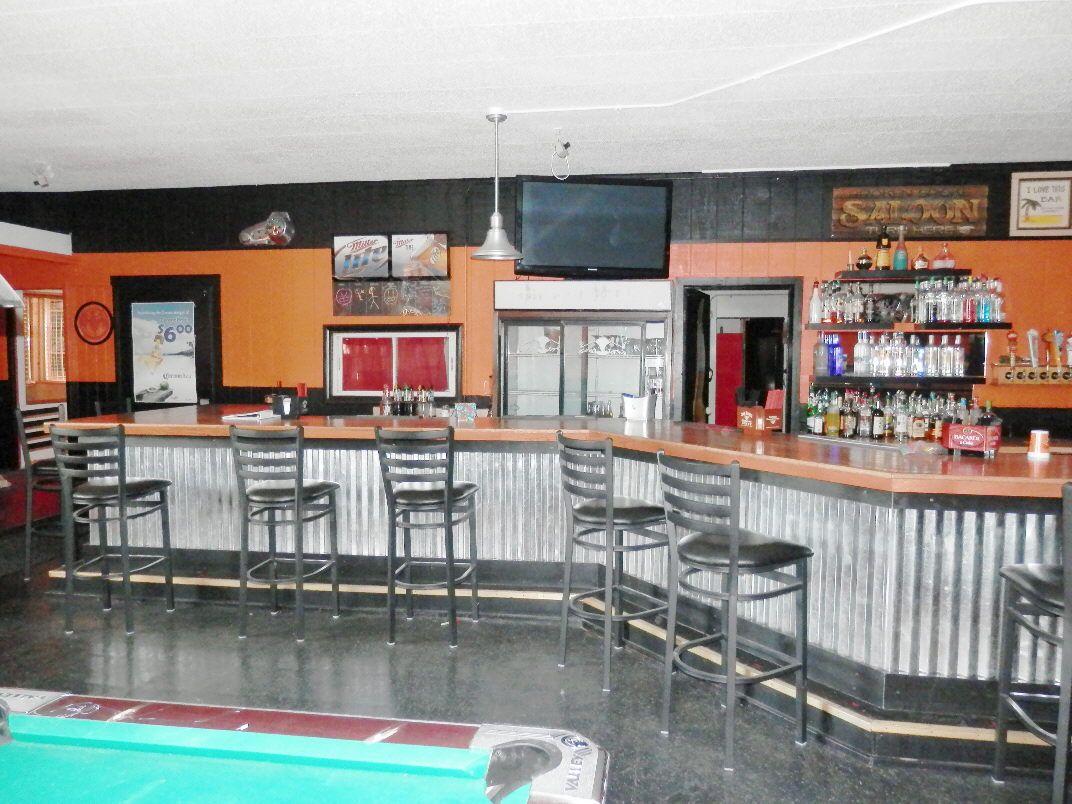 2051 Grand Ave, Galesburg, IL 61401